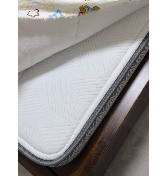 喜临门薄床垫 2cm高纯乳胶床垫 4cm黄麻床垫 Air 艾尔 1.8*2.0m