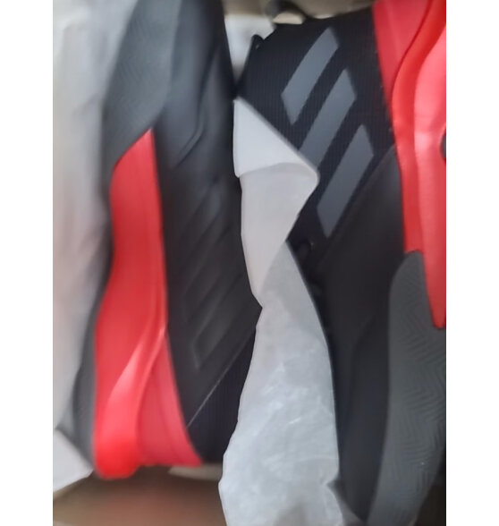 adidas OWNTHEGAME团队款实战篮球运动鞋男子阿迪达斯官方 黑色/红色 47