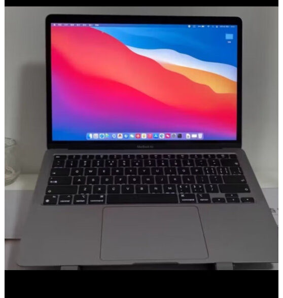 苹果（Apple）MacBook Air 13.3英寸 M1芯片 学生轻薄办公笔记本电脑 深空灰色 M1芯片8G+256G