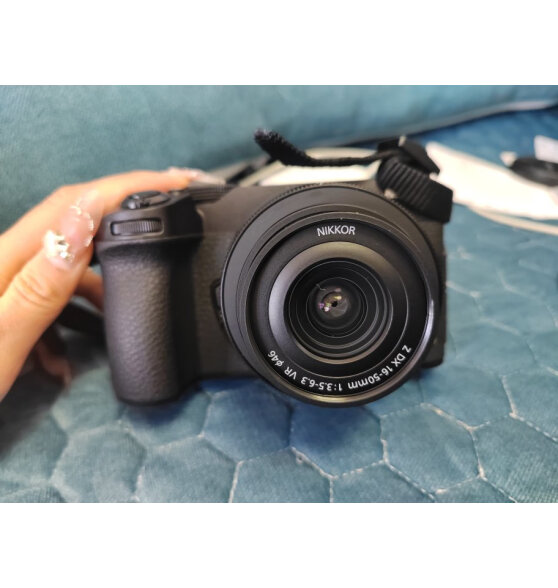 尼康（Nikon） Z30 微单相机入门级超清Vlog家用自拍小白学生相机4K高清旅游高清数码照相机半画幅微单 DX 50-250mm 单镜头