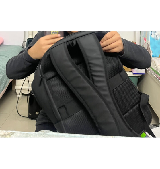 VICTORIATOURIST背包男士15.6英寸笔记本电脑包大容量旅行包商务双肩包大学生书包