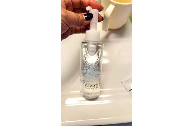 芙丽芳丝卸妆液怎么样质量如何安全度高吗