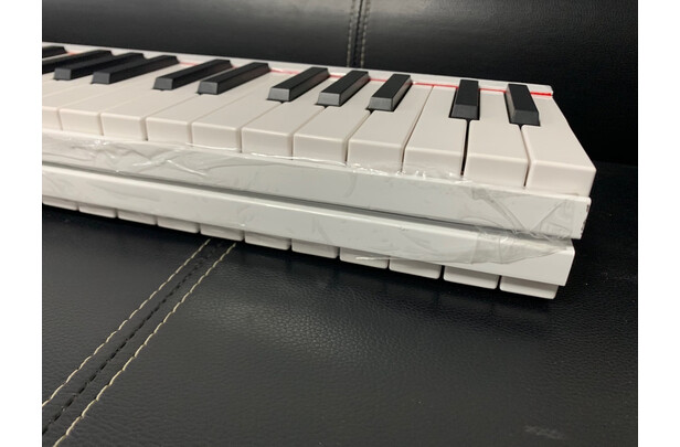 音格格手卷钢琴蓝牙怎么使用