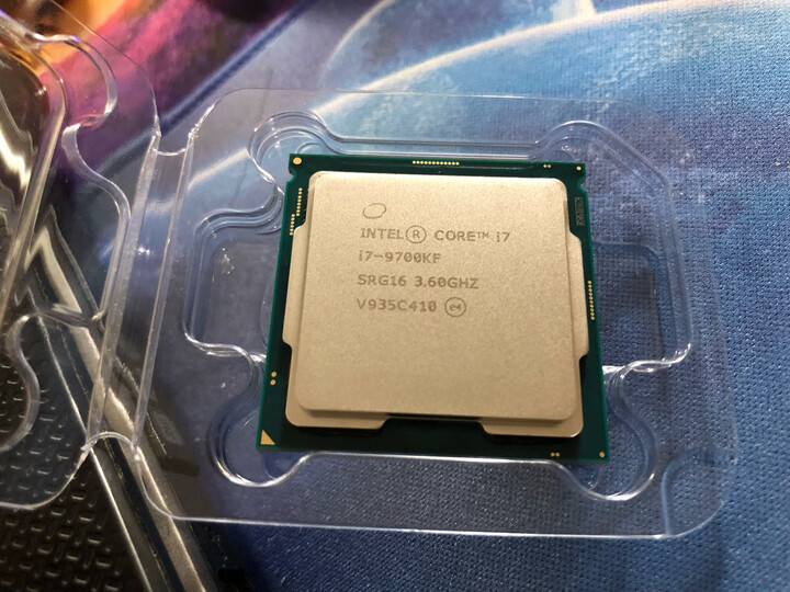 谁知道英特尔i79700kf与9700k哪款好些?区别是什么?真相曝光测评