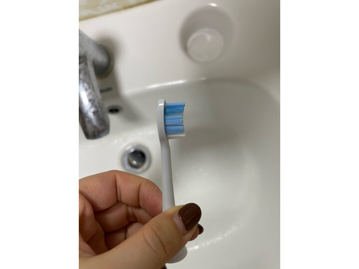 鑫英致W型-HX6电动牙刷头亲身使用一个月内幕曝光,不想被广告托忽悠请看下这