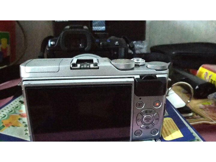 富士xa5和xa7区别哪个好?区别是?