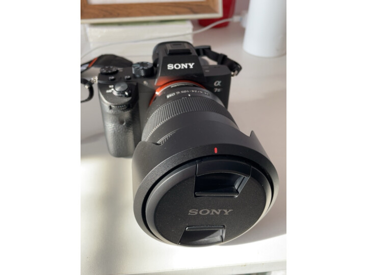 索尼（SONY）Alpha 7 III 全画幅微单数码相机 SEL2470Z蔡司镜头套装（约2420万有效像素 5轴防抖 a7M3/A73）