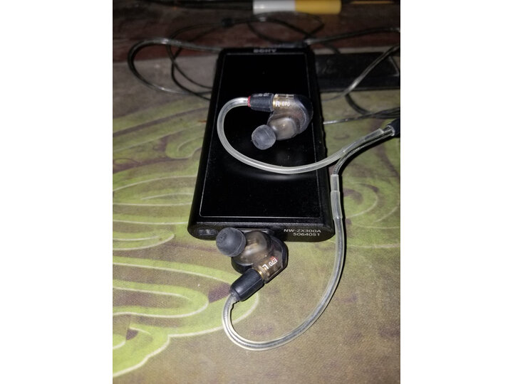 对你有用铁三角e40和ls70哪个好有啥区别谁知道内幕呀