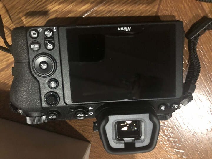 大家都在看:尼康z6与索尼a7m3区别是什么?哪款好?