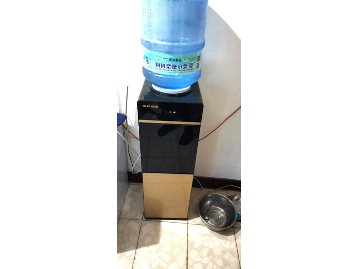 还行外观非常漂亮,颜值甩下满大街都是的白色的饮水机一百条街,无论