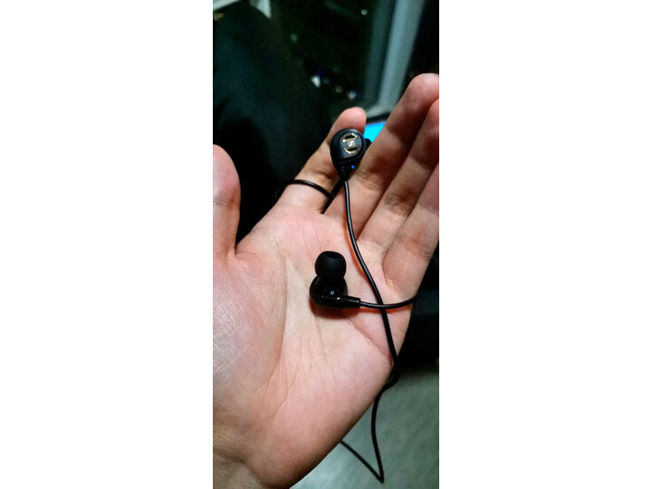 铁三角ls50is和森海塞尔ie60哪个好?各个型号有什么区别?