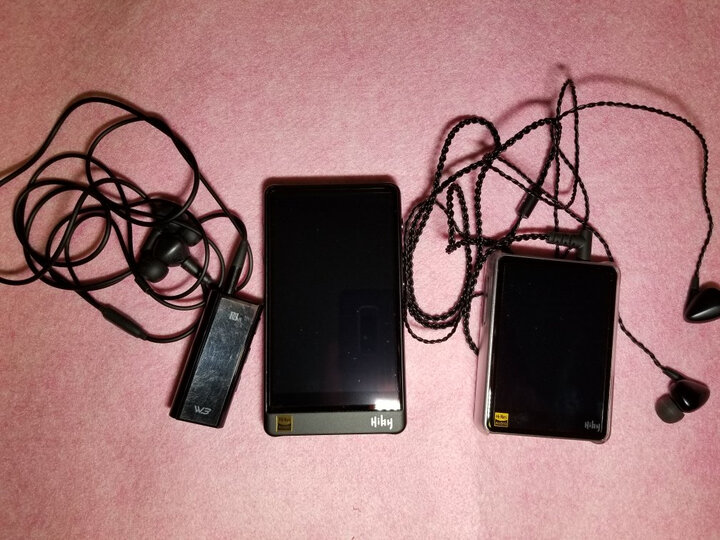 口碑爆料:索尼a55和海贝r3pro哪个好?差别大吗?质量有没有问题?