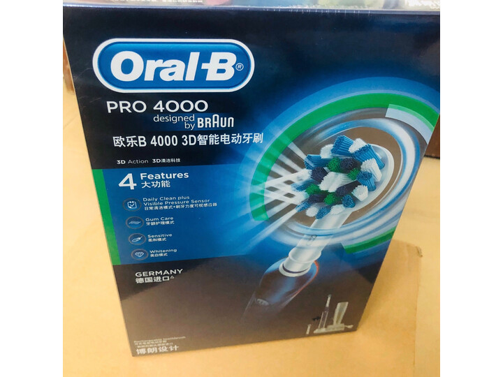 转速比手里的d*快多了,确实不是一个档次,推荐欧乐b从p2000开始买起