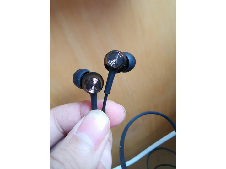 不妨试一试:铁三角athck350is和350m哪个好一些?有啥区别?