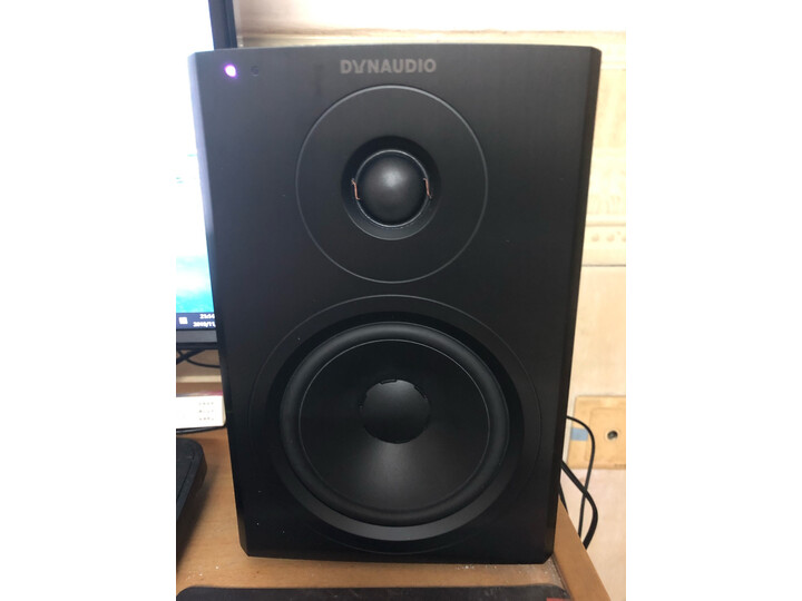 真力g3还是丹拿xeo10哪个好?有什么差别?