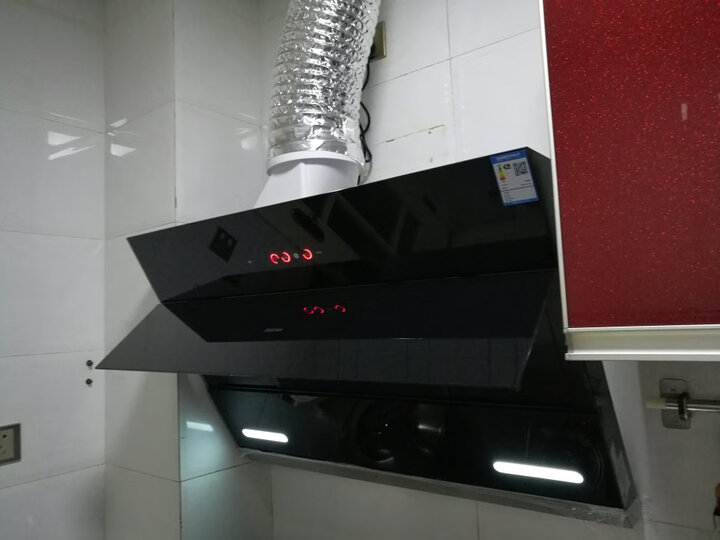 老板27a3油烟机还华帝656哪个好?有没有区别?