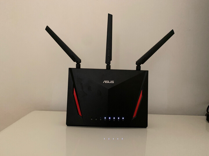 华硕gt-ac5300怎么样?谁用过评价?