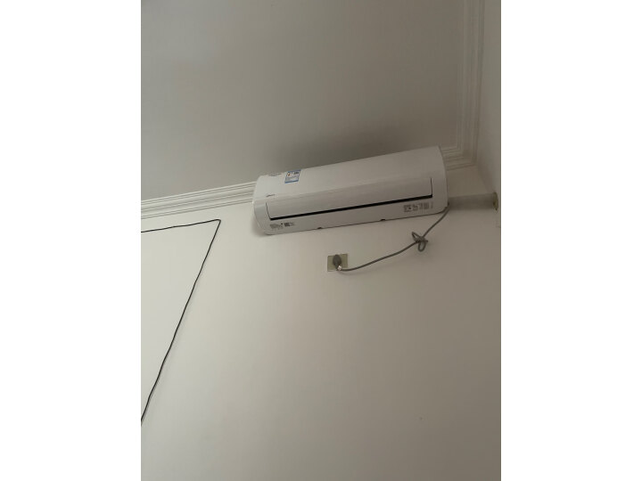 美的（Midea） 新一级能效变频冷暖空调 壁挂式空调挂机 冷静星酷金极酷 智能wifi 自清洁 冷静星2 现货速发 大1匹--适用面积11-17㎡