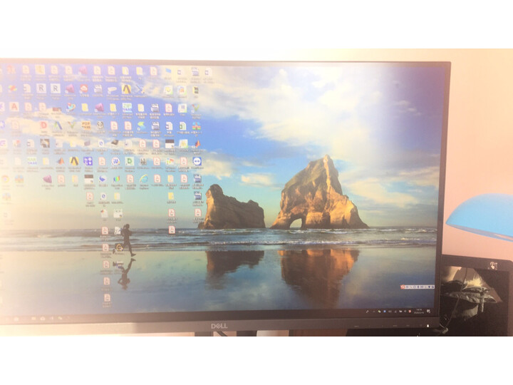 27英寸显色效果:如图刷新率:60hz原先是准备买u2518dr的,2720ds价格是