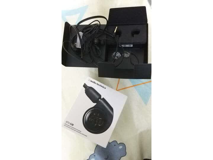 铁三角athe40和森海ie60哪个好?区别是什么?