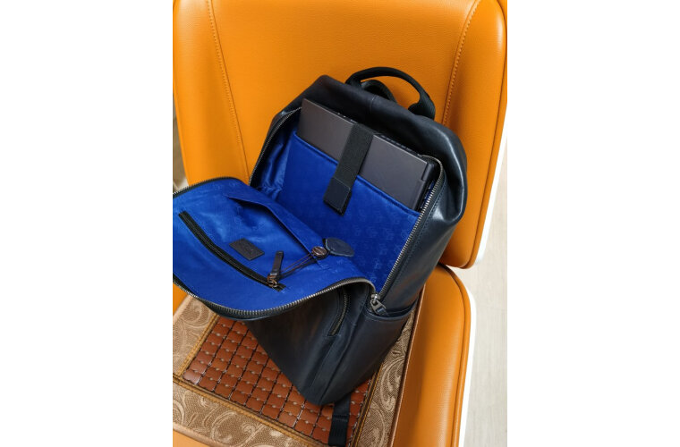 

金利来（Goldlion）男士双肩包大容量商务电脑包时尚背包潮流韩版书包FA194003-181蓝
