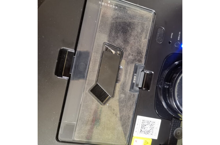 美的M7扫地机器人外观时尚好看,不看后悔 美的M7扫地机器人外观时尚好看,不看后悔