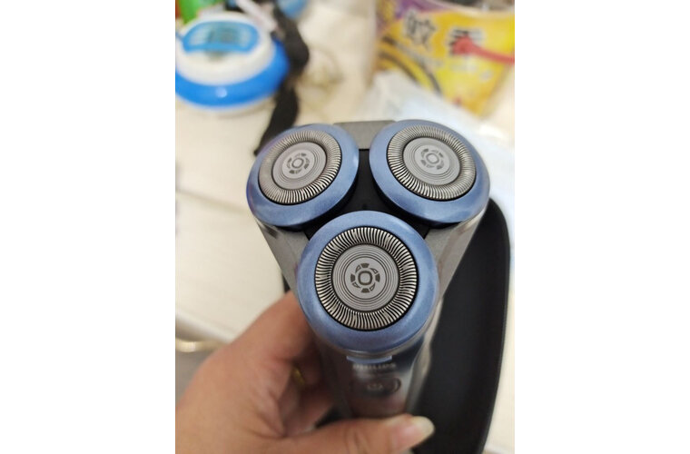 【真实反馈】飞利浦剃须刀s5066怎么样？飞利浦s5066质量好不好？真实经历分享