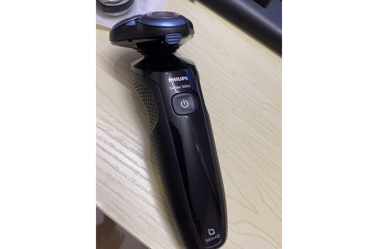 【真实反馈】飞利浦剃须刀s5066怎么样？飞利浦s5066质量好不好？真实经历分享