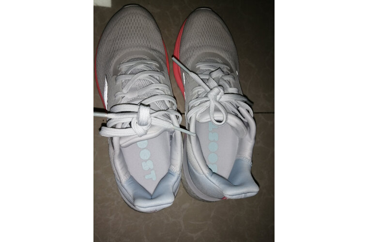 阿迪达斯女鞋天蓝运动鞋跑步银色astrarun情侣eh2600adidas