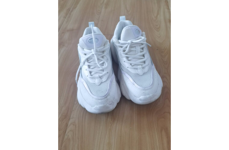 安踏象牙白网店潮流时尚女鞋老爹轻便休闲鞋迷雾旗舰