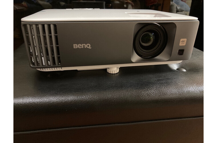 明基投影仪tk700st真实使用感受可以先看看评价