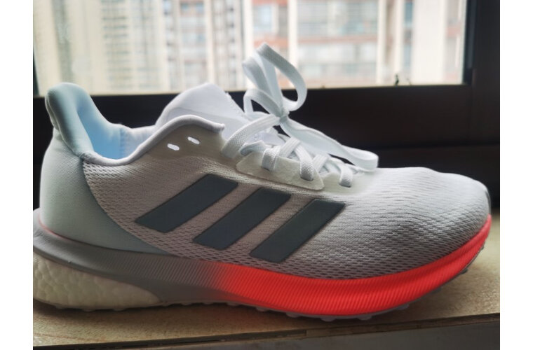 阿迪达斯女鞋天蓝运动鞋跑步银色astrarun情侣eh2600adidas