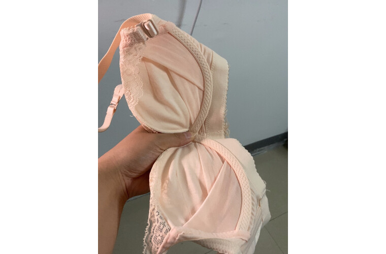 上托钢圈聚拢文胸肤色蕾丝丽人新品新型内衣