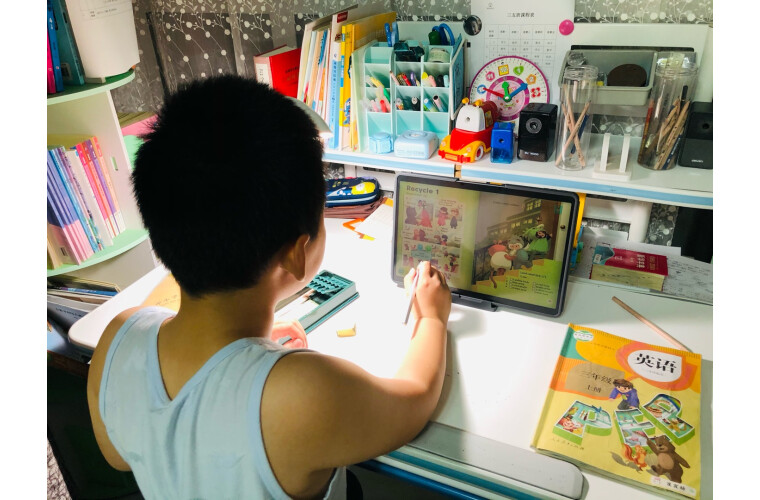 %title插图%num 科大讯飞学习机怎么样?和步步高家教机S5哪个好?测评结果震惊你!