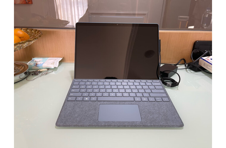 微软Surface Pro 9平板电脑