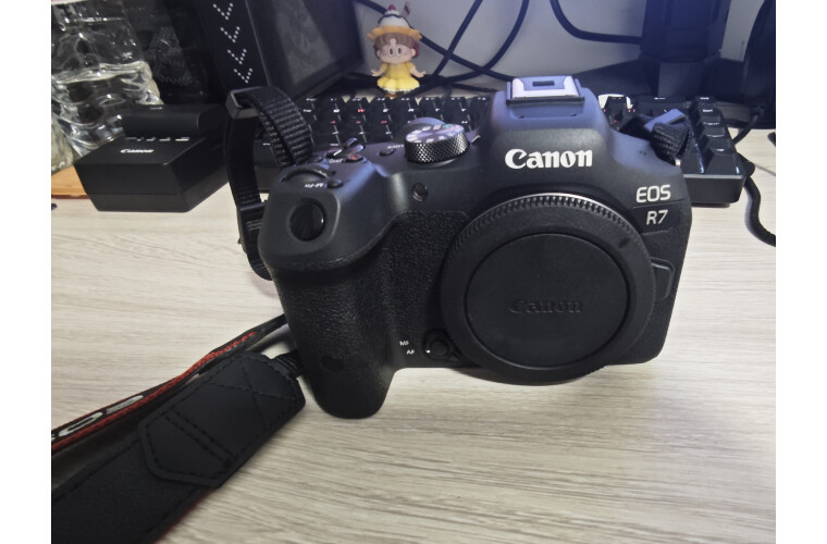 佳能（Canon）EOS r7 微单数码相机视频直播高清相机