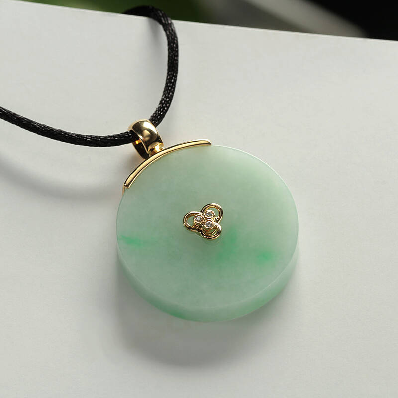 楼上楼 天然翡翠a货 糯种飘阳绿k金平安怀古挂件玉吊坠 2127