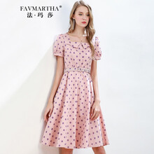 优雅蕾丝裙，让你赚足回头率