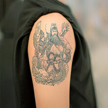 柒十念关羽线条刺青色花臂纹身贴防水过肩龙男手臂关公仿真小腿 一张