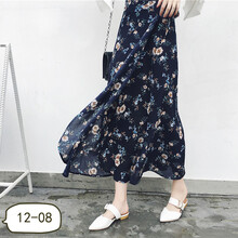 时尚半身裙，打造优雅少女风
