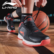 透气减震篮球战靴，让运动更舒适