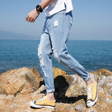 布草藤（BUCAOTENG） 修身裤 青春休闲 男士牛仔裤