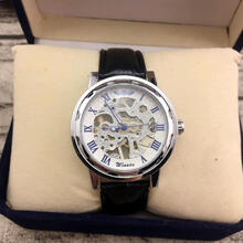 商务日韩表罗丽莎