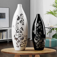 陶瓷黑白花瓶