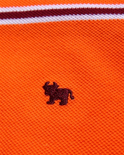 左胸精美小牛刺绣,精美可爱