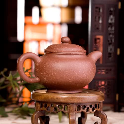 【产品包装】木质礼盒,真皮手提袋 【作者简介】 张燕平: 江苏省紫砂