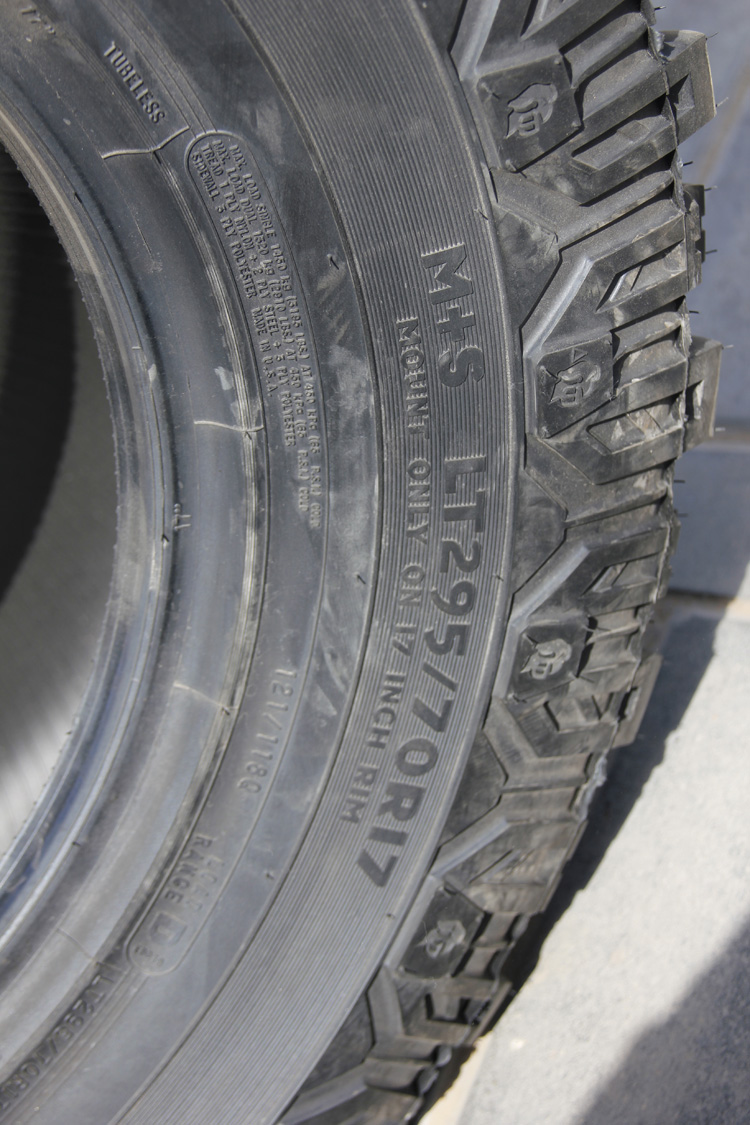 固铂stt全地形越野汽车轮胎295 70 r17 121/118q