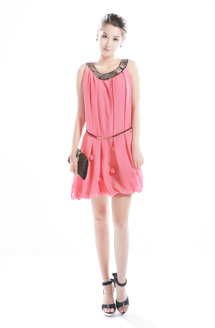 均码:全长 87cm,胸围98cm,裙摆110cm