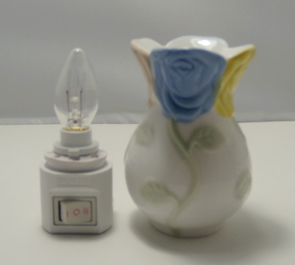 芳馨 香薰小夜灯灯泡 220V 10W E12灯口 F84240