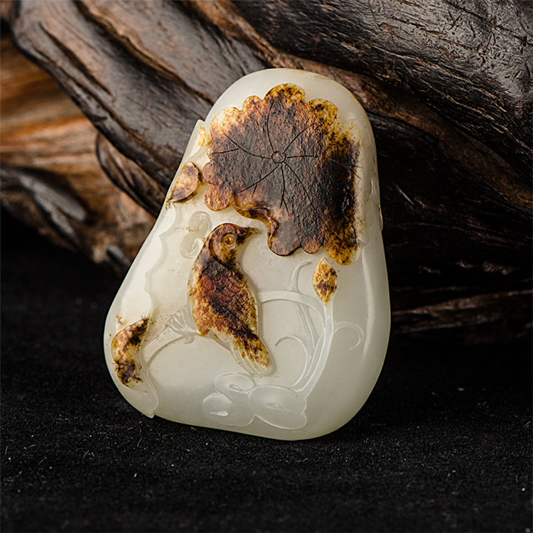 御府新疆和田玉秋梨皮白玉籽玉喜事连连把件